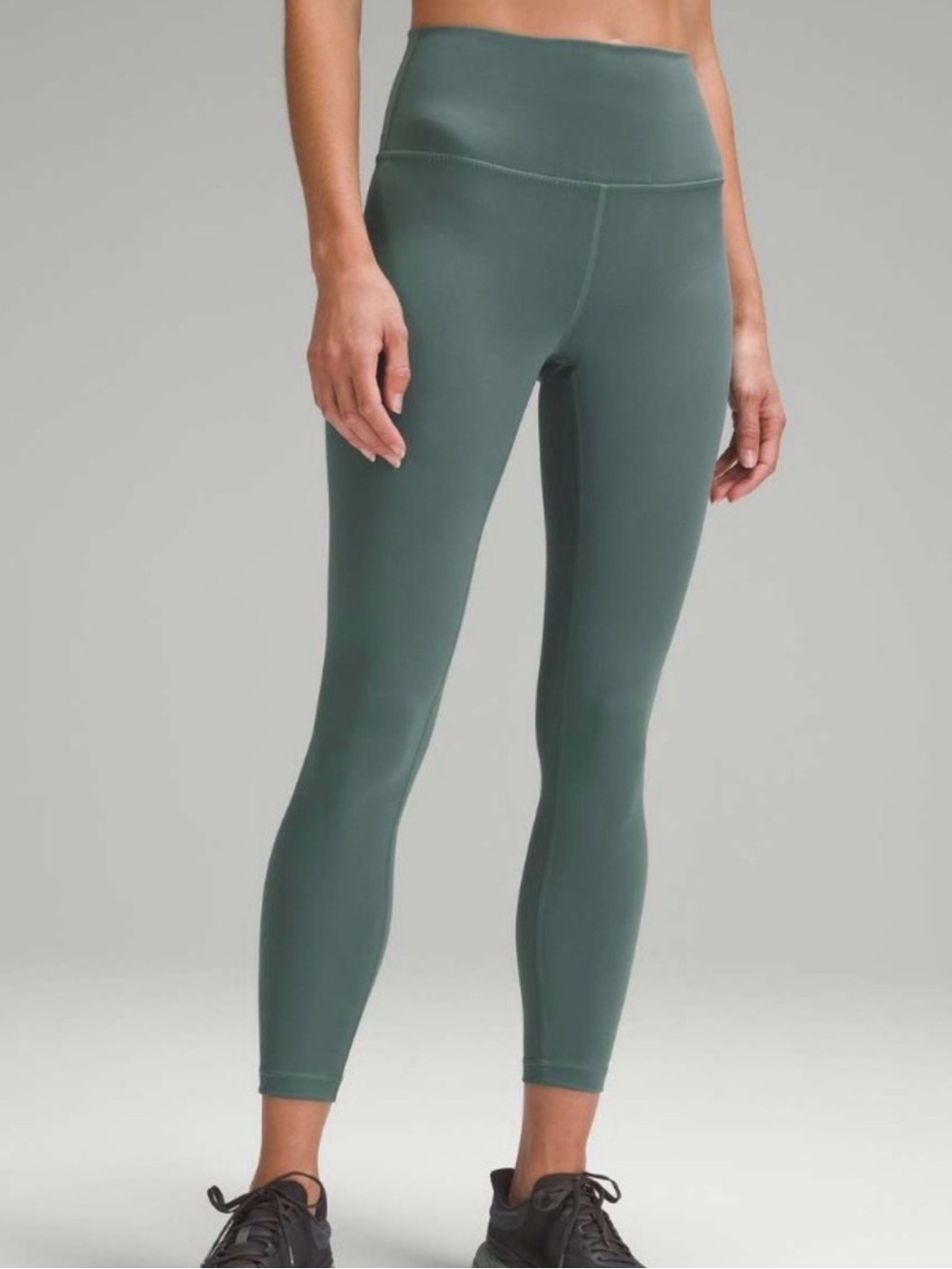 lululemon athletica High-Rise Wunder Train Leggings in Medium Forest 4